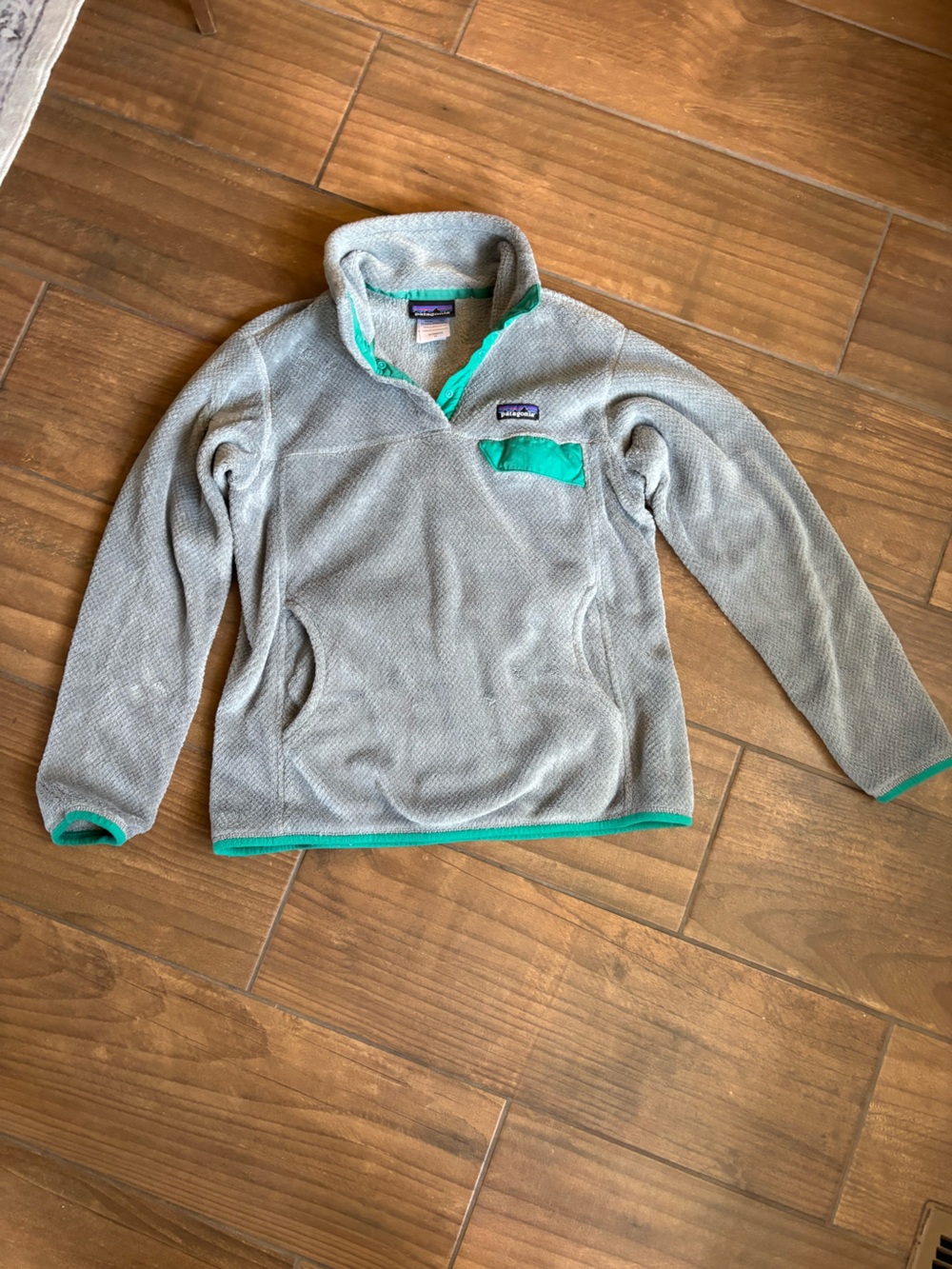 Patagonia Women's Lightweight Synchilla Snap-T Fleece Pullover Gray Teal Size M